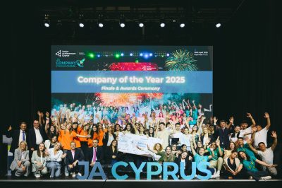 30 Apr25_5793 JA Company of Year